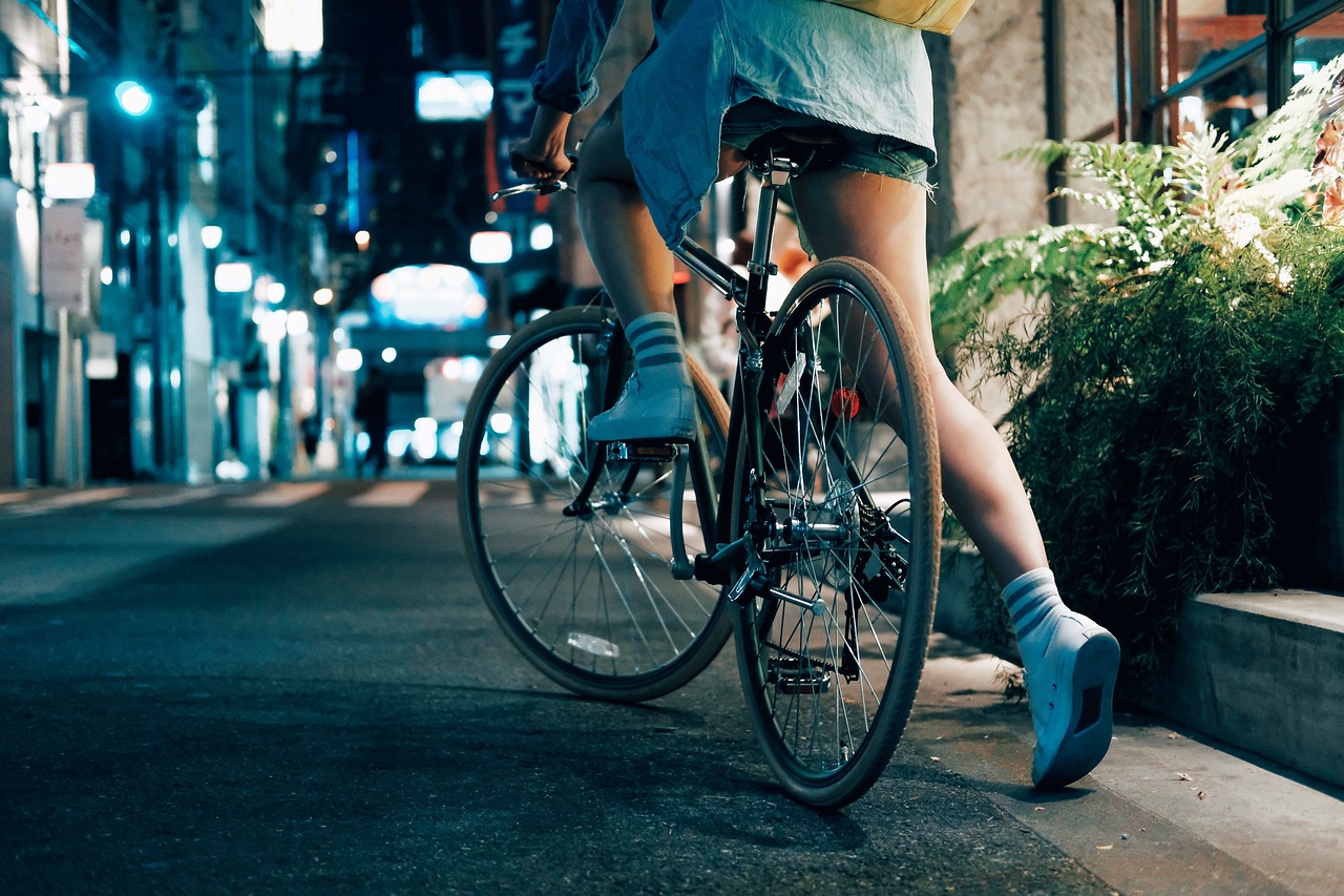 Rowlett Bicycle Accident Lawyers The extent and severity of injuries in car crashes often depends on the speed and size of the vehicles.