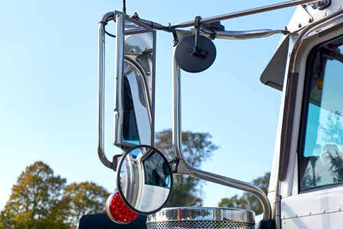 lancaster-tx-truck-accident-lawyer-blind-spot Blind Spot Accidents