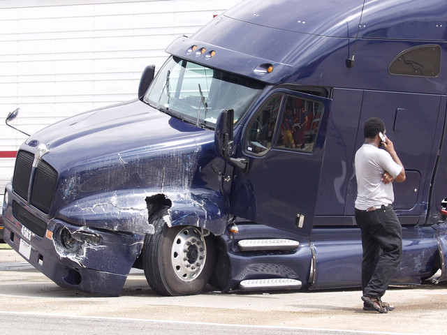 DeSoto Commercial Drivers Truck Accident Lawyers
