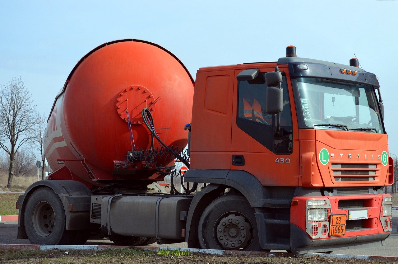 mansfield-tx-truck-accident-lawyer-fuel-truck Mansfield Fuel Truck Accident Lawyers